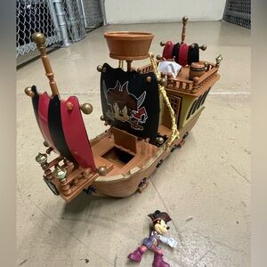 Disney Mickey Mouse Pirates Of The Caribbean Pirate Ship Figure Toy - Deluxe Big